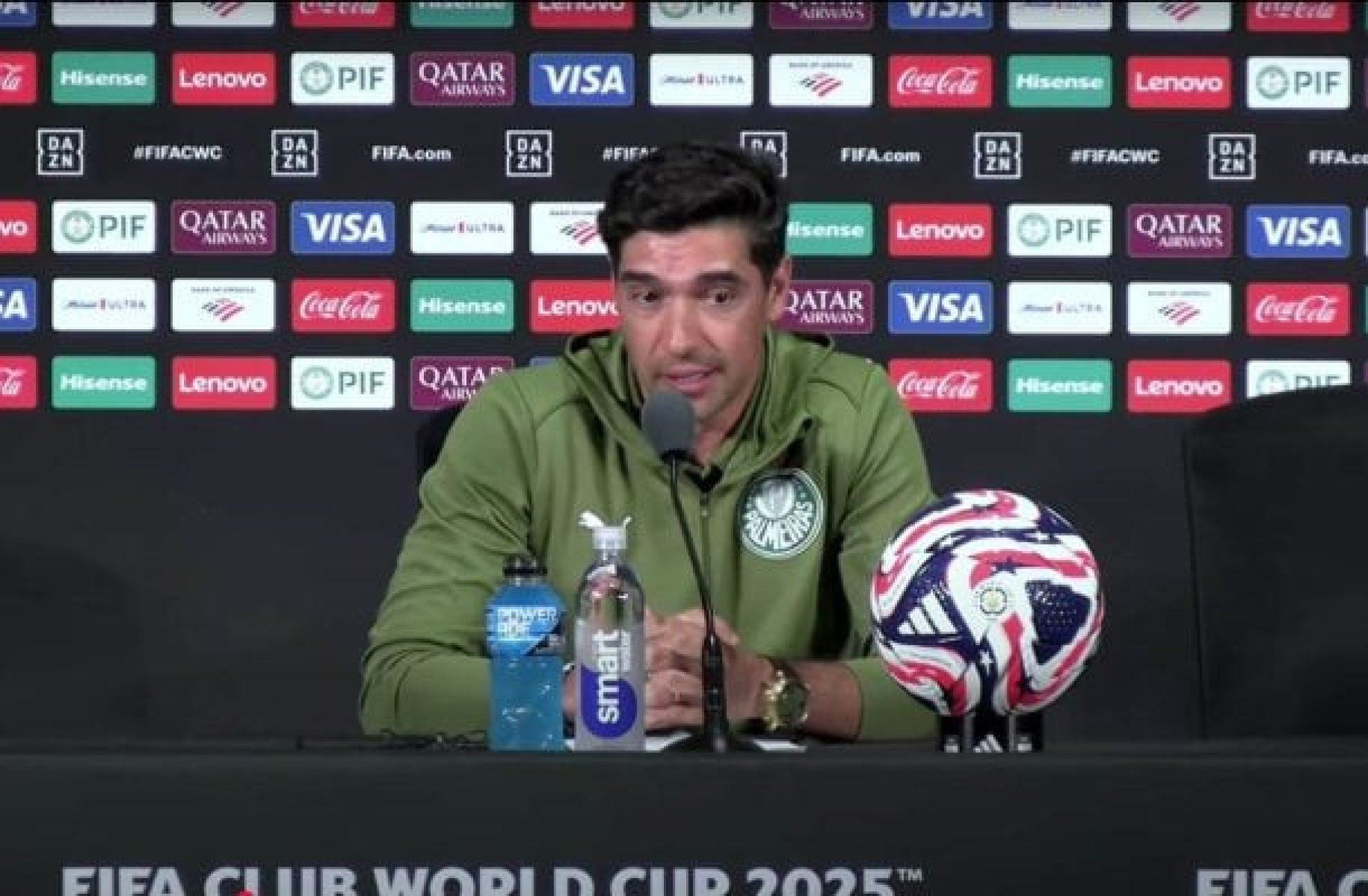 Abel defende Estevão: ‘?? normal estar ansioso’