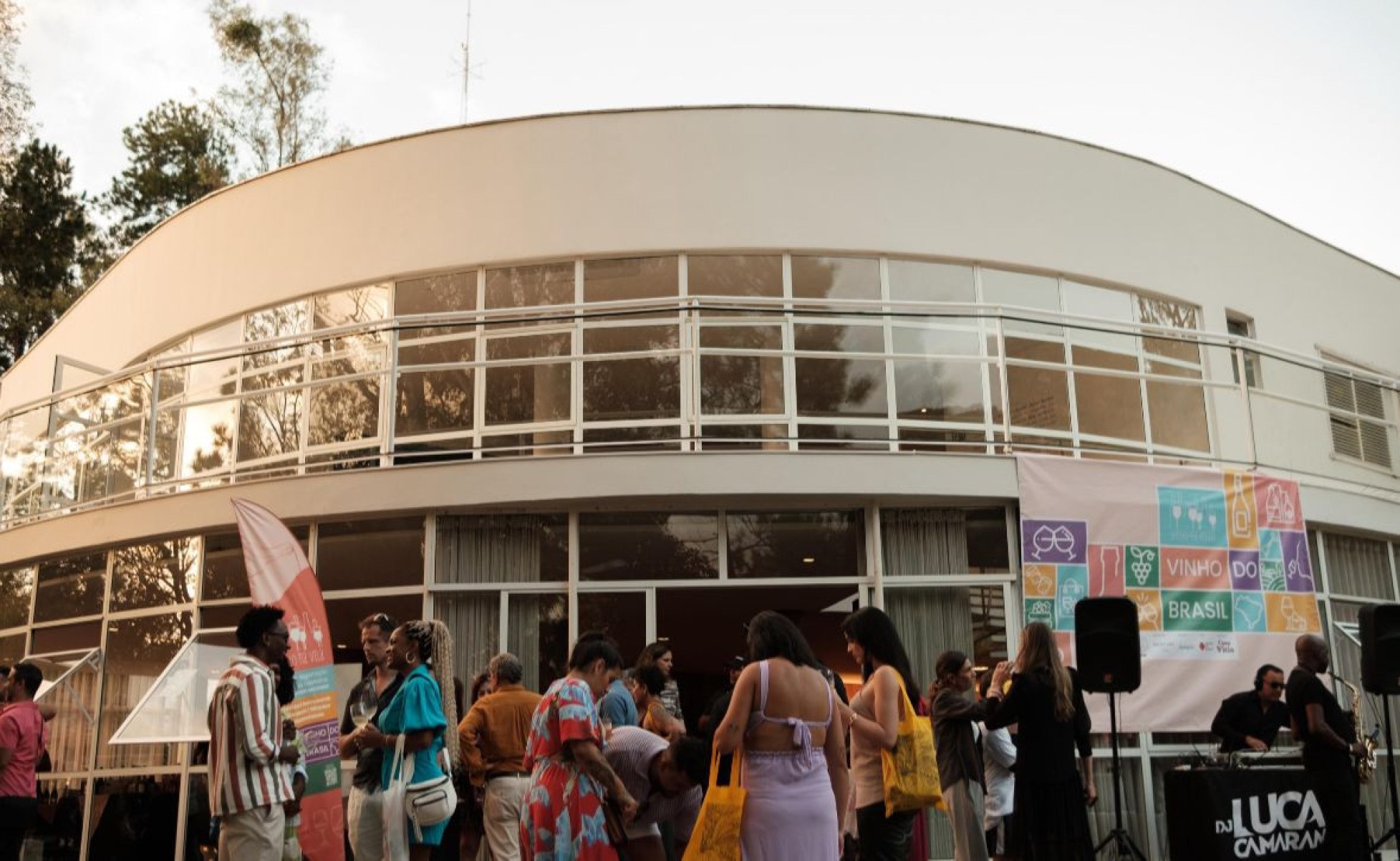 O festival Vinho na Vila reúne vinhos nacionais de 25 vinícolas espalhadas pelo país