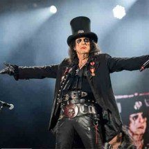 Alice Cooper: após show no Brasil, ícone do rock vai lançar álbum com banda original -  Reprodução do Instagram@rollingstonebrasil