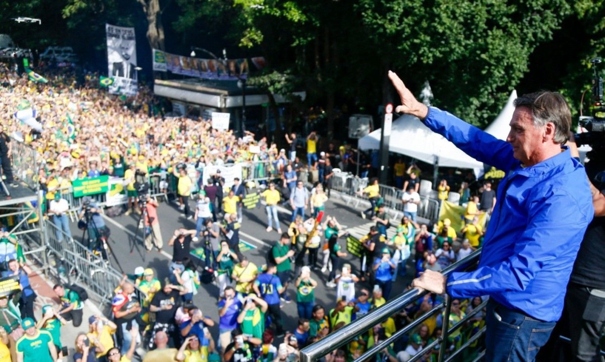 Bolsonaro reuniu apoiadores em mais uma manifestação em São Paulo neste domingo (29/6) -  (crédito: Miguel Schincariol/AFP)