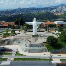 A Praça do  Cristo Redentor fica na parte mais alta do Bairro Milionários e se tornou ponto de encontro da comunidade  -  (crédito: Leandro Couri/EM/D.A Press)