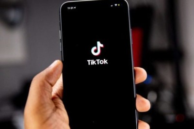 O TikTok, uma das redes sociais mais populares do mundo, foi banida do Nepal devido ao seu conteúdo que o governo considera “prejudicial para a harmonia social”. -  (crédito: Solen Feyissa Unsplash)