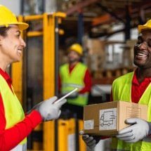 Manpower abre 100 posições para Auxiliar de Logística  - DINO