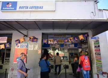 O ganhador do concurso 6760, fez uma aposta simples, no valor de R$ 2,50, e acertou as cinco dezenas, levando para casa o prêmio de R$ 19.249.775,58 -  (crédito: Leandro Couri/EM/D.A Press)