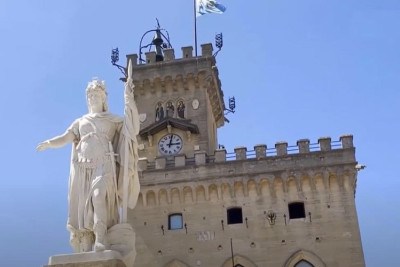 Alguns países chamam a atenção por terem populações bem pequenas, menores do que inúmeras cidades pelo mundo. Confira quais são as 15 nações que têm menos gente vivendo nelas:  -  (crédito: Youtube/Before You Go)