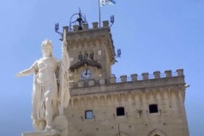 Alguns países chamam a atenção por terem populações bem pequenas, menores do que inúmeras cidades pelo mundo. Confira quais são as 15 nações que têm menos gente vivendo nelas:  -  (crédito: Youtube/Before You Go)