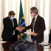 TCE suspende 'Mãos Dadas', programa de Zema que municipaliza a educação -  Jair Amaral/EM/D.A Press