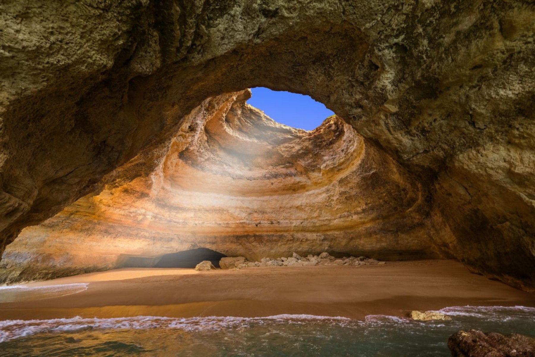 Albufeira - Algarve, Portugal-TSGarp de Getty Images