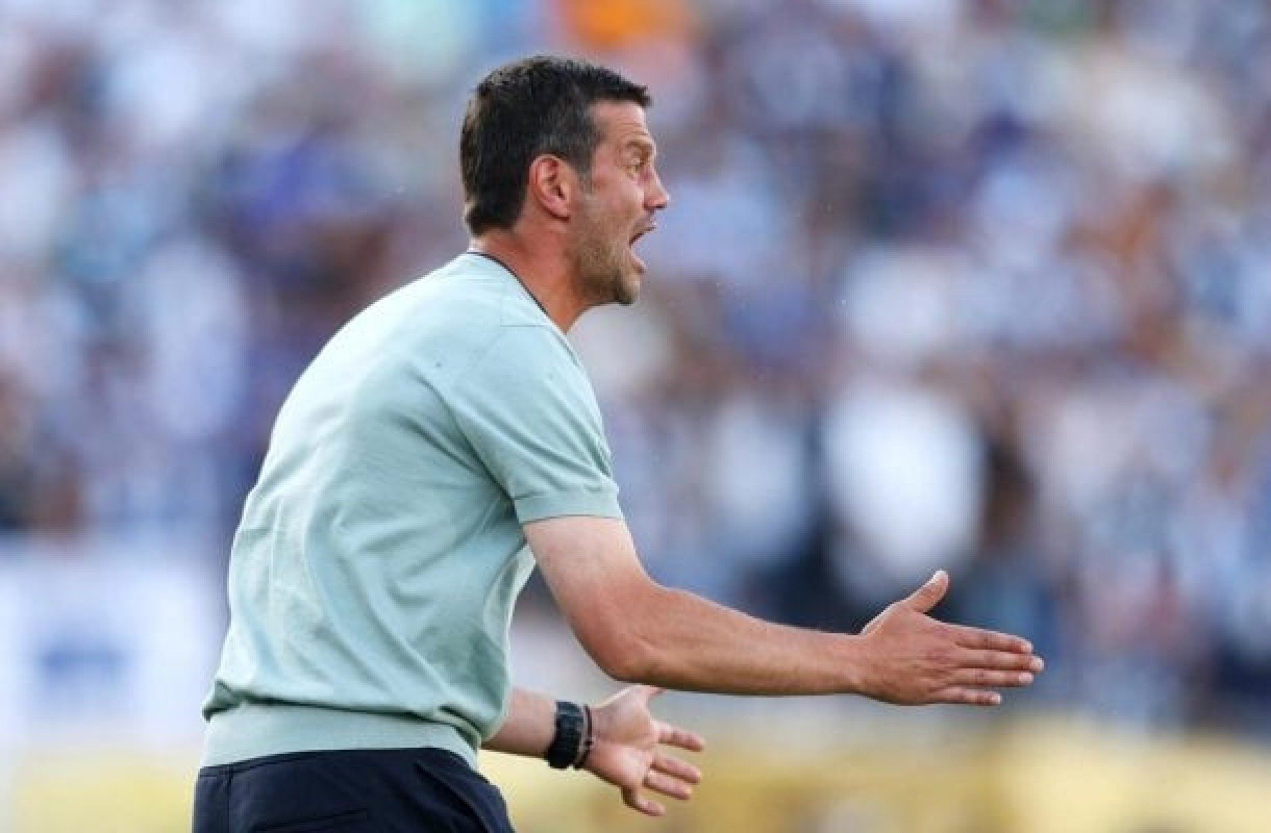 Derrota para o Fluminense gera crise na Inter de Milão, e técnico reúne elenco