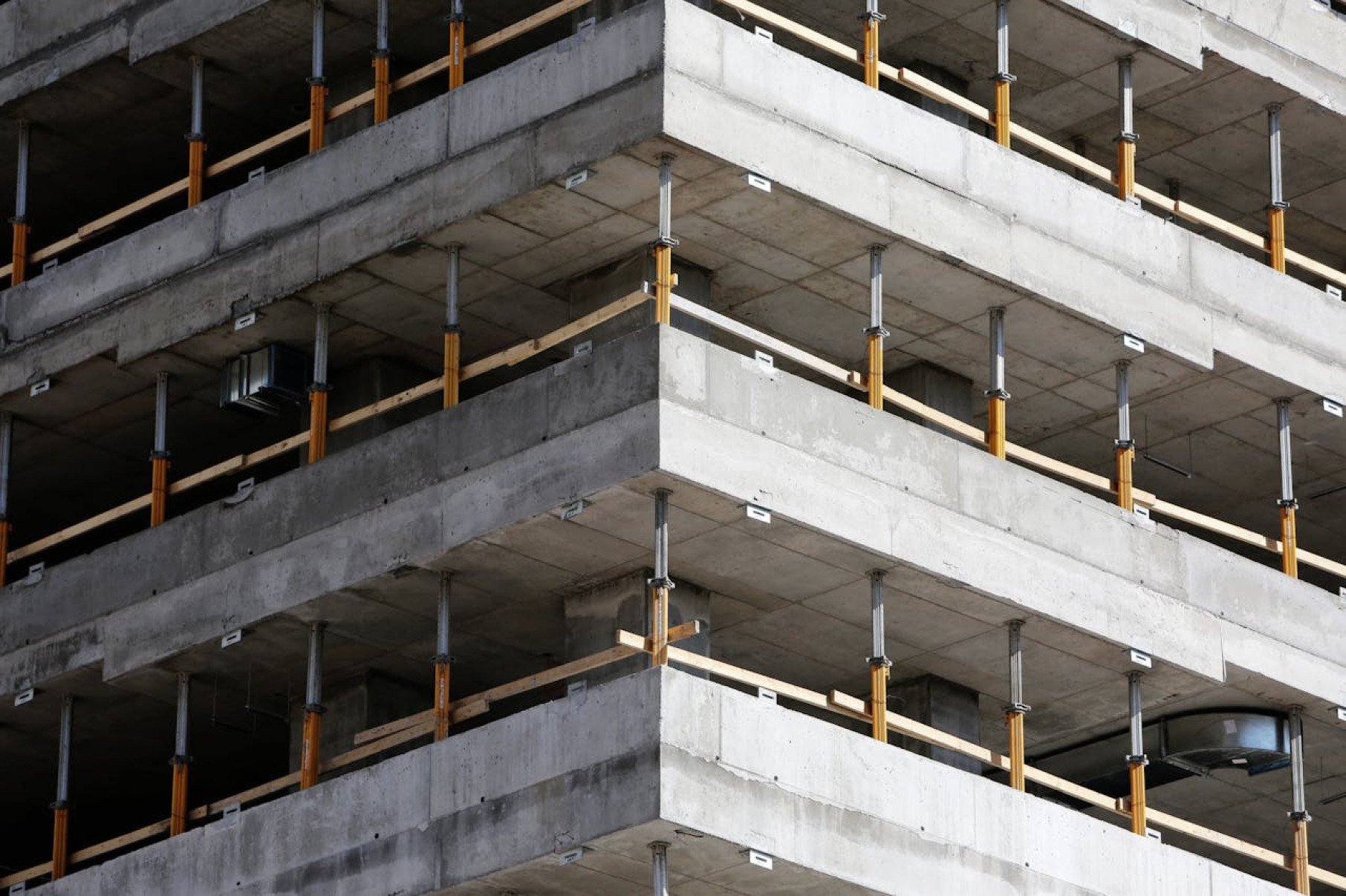 Concreto pesado ganha espaço em obras industriais e reformas - DINO