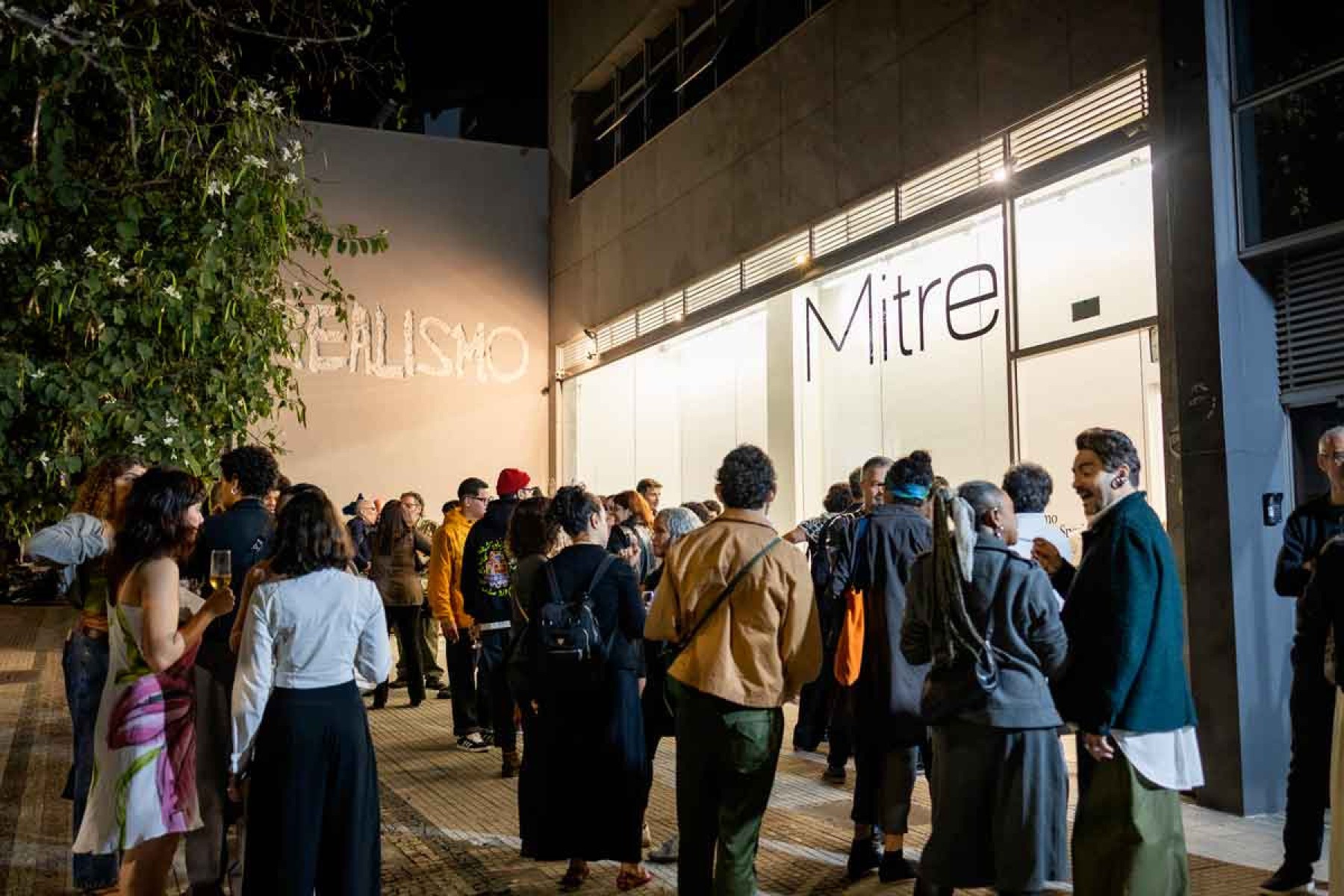 Abertura da mostra Realismo movimentou galeria no Barro Preto -  (crédito: Bruno Werneck/Divulgação)