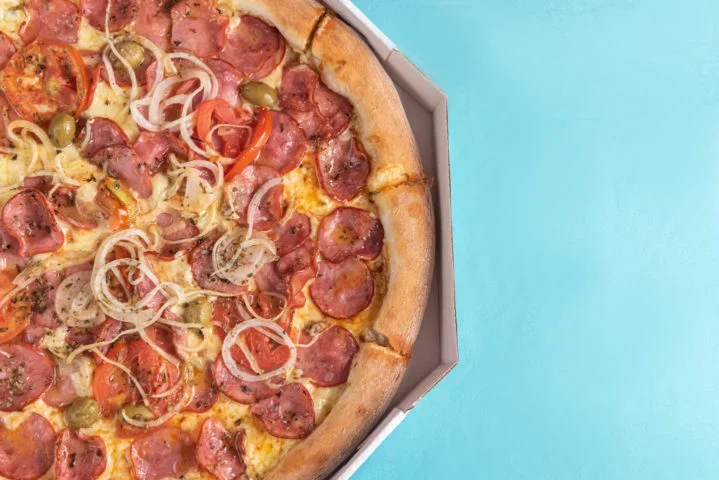 Os sabores de pizza mais pedidos pelos brasileiros - freepik/Mateus Andre
