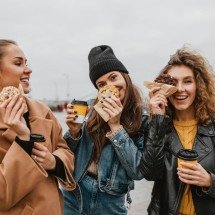 Curiosidades e regras de etiqueta na Europa: o que turistas precisam saber - Freepik