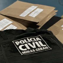 Operação prende três e apreende celulares, drogas e dinheiro do tráfico - DivulgaÃ§Ã£o/PCMG