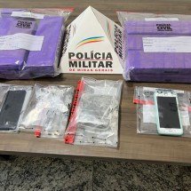 Mulheres são presas com 12 barras de maconha trazidas do RJ - DivulgaÃ§Ã£o/PMMG