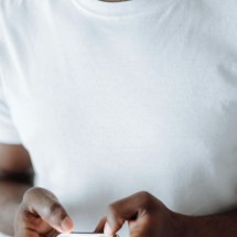 MG: casal terá que indenizar advogado por ofensas na internet - Reprodu&ccedil;&atilde;o / Pexels