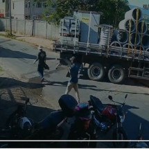 Vítima foi morta por dois homens que conheceu no bar - PCMG
