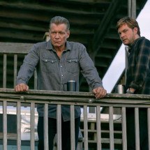 ‘O píer’, atração da Netflix, acompanha clã envolvido com pesca e drogas - Netflix/divulga&ccedil;&atilde;o