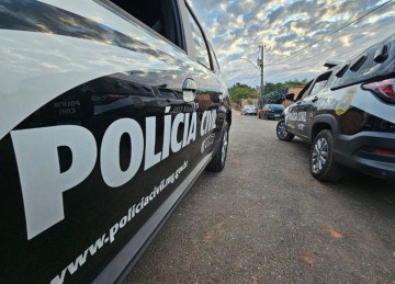 O homem foi indiciado pela Polícia Civil pelos crimes contra três servidoras públicas -  (crédito: Divulgação/Polícia Civil)