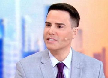 Luiz Bacci provoca o SBT ao vivo e critica saída sem despedida da Record -  (crédito: Tupi - Pablo Oliveira)