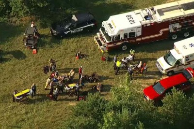 Acidente deixou 15 feridos nos EUA -  (crédito: WCAU via NBC News)