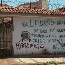 Cansado de furtos, morador deixa aviso para ladrão - Reprodução EPTV
