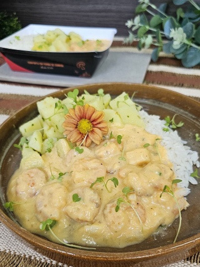 Mini Praiano: camarão cremoso, batata sauté e arroz branco Marmitas congeladas