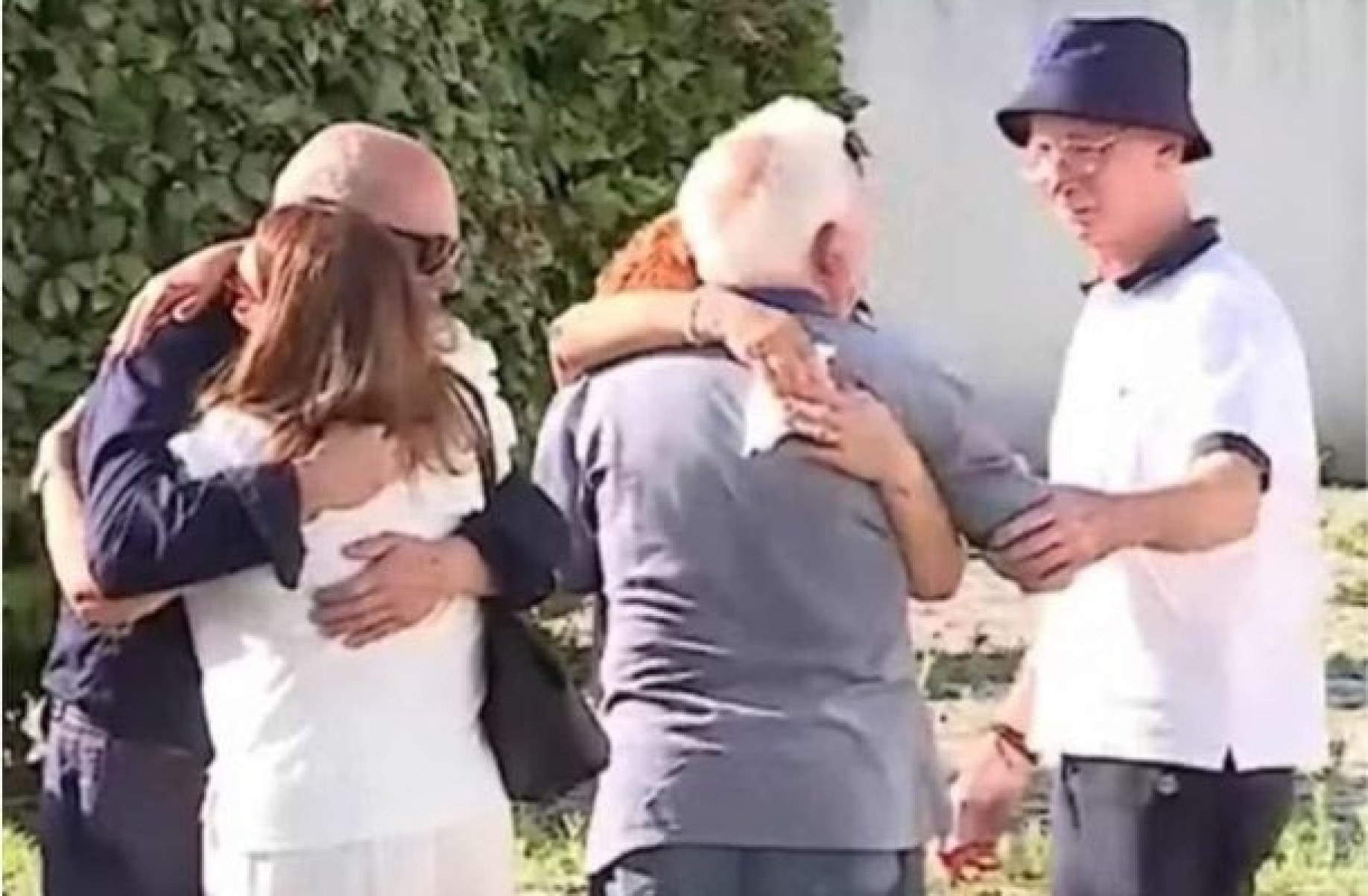Velório de Diogo Jota e André Silva inicia sob muita comoção; familiares chegam ao local