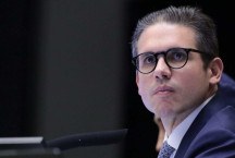 Estudo v&#234; o &#8216;colapso simb&#243;lico&#8217; de Hugo Motta nas redes sociais