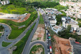 Quer colocar o pé na areia no Sul da Bahia? Antes, é bom por o pé no freio