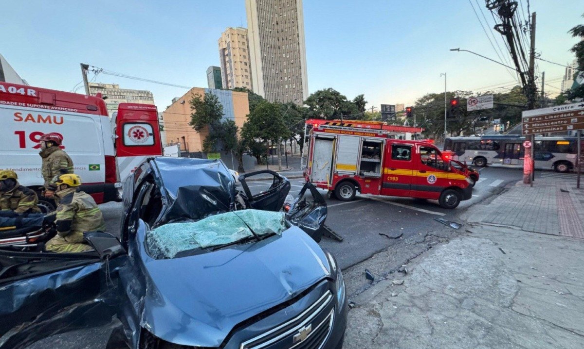 Corpo de Bombeiros foi acionado para fazer o resgate da vítima