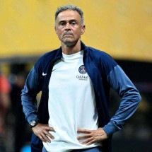 Luis Enrique comanda o Paris Saint-Germain na Copa do Mundo de Clubes -  (crédito: PATRICIA DE MELO MOREIRA/AFP)