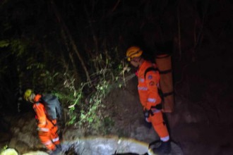Rapelista de SP morre em queda na Pedra do Elefante (MG)
