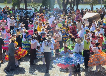 Cortejo Junino marca o início das celebrações do 46º Arraial de Belô -  (crédito: Jair Amaral/EM/D.A. Press)
