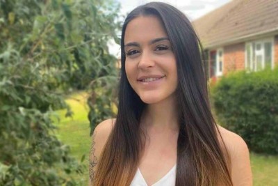 O peso de Abbie caiu muito durante o período em que ela ficou viciada na droga -  (crédito: Abbie)