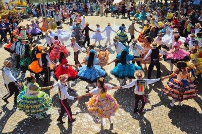 As apresenta&ccedil;&otilde;es musicais no Arraial de Bel&ocirc; come&ccedil;am, &agrave;s 19h, com o DJ Coroa -  (crédito: Jair Amaral/EM/D.A Press)