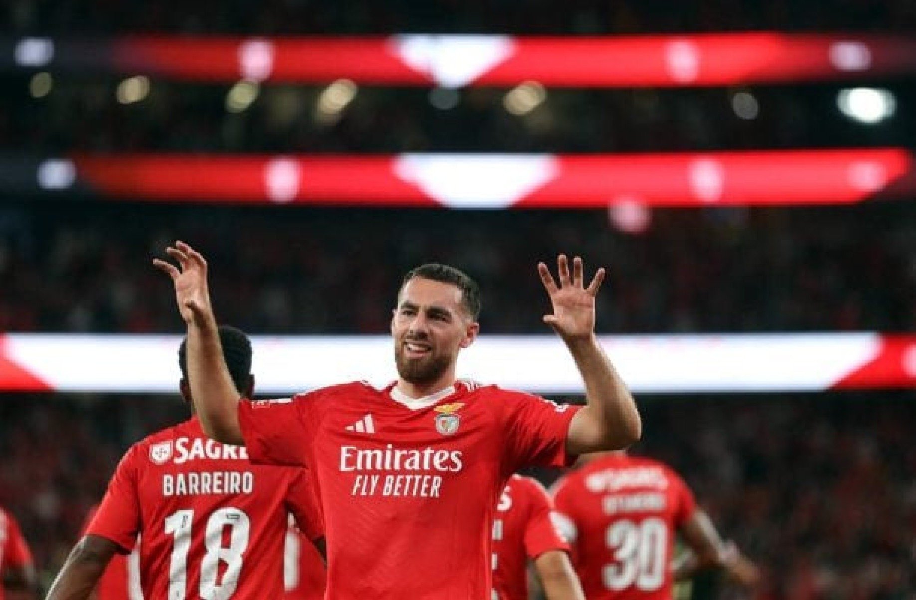 Kökçü manifesta desejo de deixar o Benfica