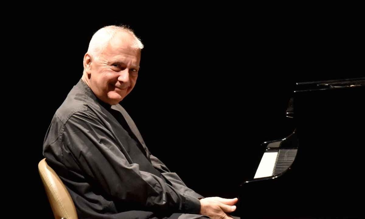Radicado na Europa, Jean Louis Steuerman encerra em Belo Horizonte sua temporada brasileira



 -  (crédito: Silvio SimÃµes/divulgaÃ§Ã£o)