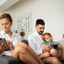 Sedentarismo: pais inativos contribuem no comportamento - FreePik