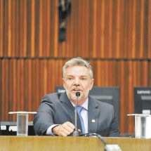 Durante muito tempo, Juliano foi o tipo de vereador que circula sem deixar vestígio -  (crédito: ALEXANDRE GUZANSHE/EM/D.A.PRESS)