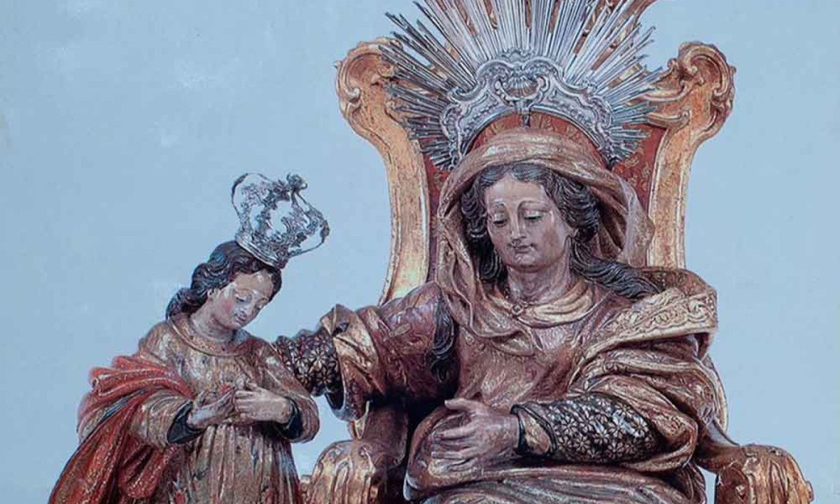 Detalhe da imagem da Santana Mestra que pertence à matriz de Santa Luzia
- (crédito: Reprodução) Detalhe da imagem da Santana Mestra que pertence à matriz de Santa Luzia
- (crédito: Reprodução)