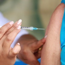 Esquema vacinal do imunizante Qdenga é composto por duas doses, com intervalo de três meses entre elas -  (crédito:  Edésio Ferreira/EM/DA. Press)