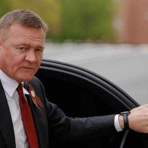 Ministro russo é encontrado morto horas depois de ser demitido por Putin  - Maxim Shemetov / POOL / AFP