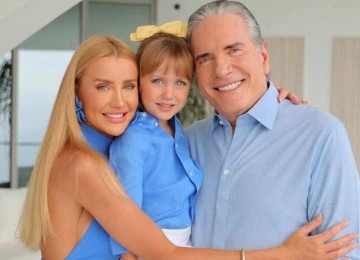 Ana Paula Siebert e Roberto Justus saíram em defesa de Vicky, filha do casal -  (crédito: Reprodução / Instagram)