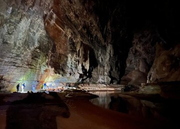 A presença do Rio Peruaçu dá um toque especial a quem visita o Parque Nacional do Norte de Minas -  (crédito: Mariana Xavier Dutra/Divulgação)