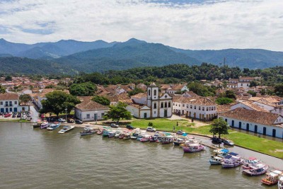 Integrante da estrada real, Paraty recebeu título de patrimônio pela Unesco em 2019 -  (crédito: Rogério Cassimiro/Mtur Destinos)