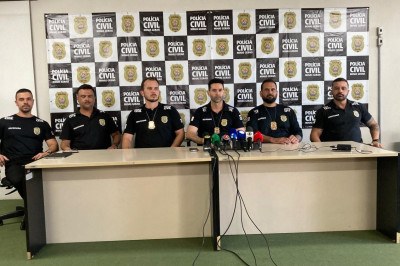 Investigadores detalharam a investigação em coletiva no Departamento Estadual de Combate à Corrupção e Fraudes -  (crédito: Mariana Costa/EM/D.A Press)