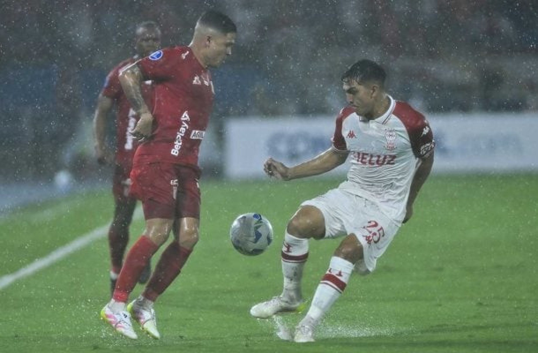 Juanfer Quintero fica muito perto de terceira passagem pelo River Plate