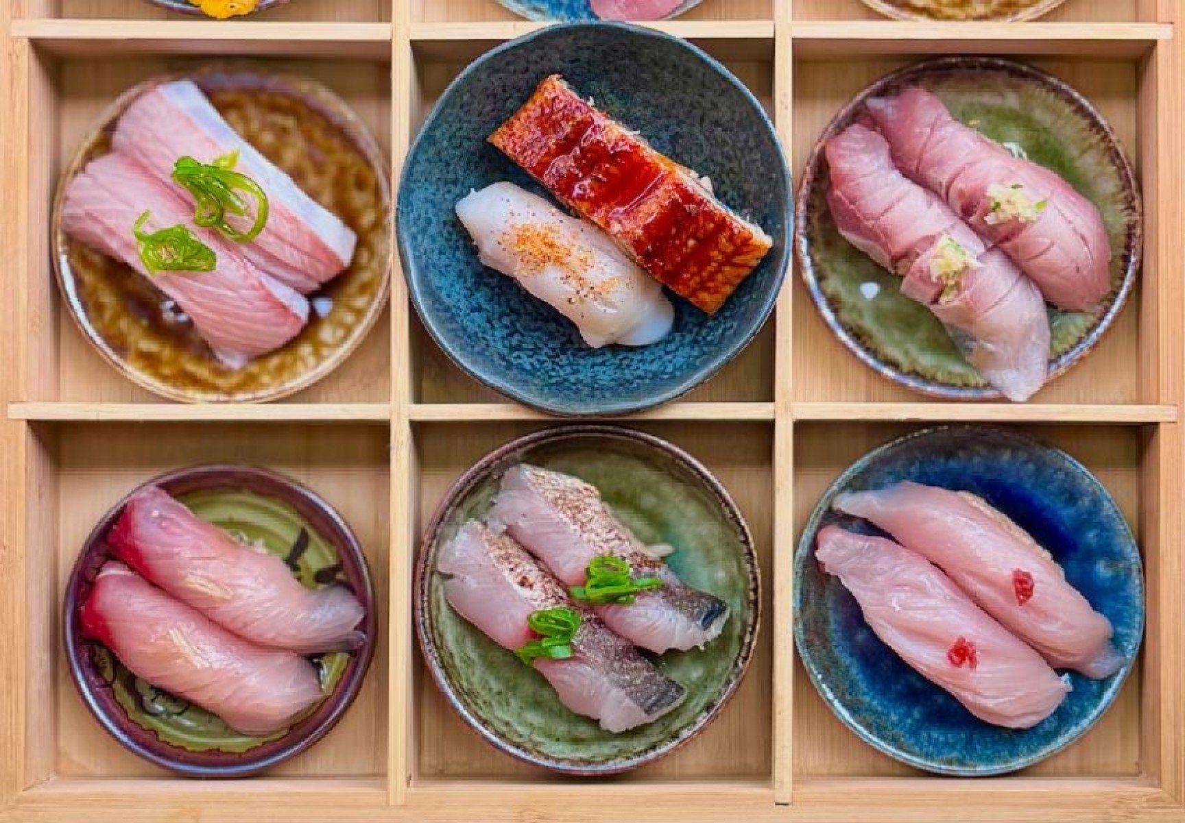 antar é no Fugu, restaurante do Quadrado Mágico especializado em culinária japonesa contemporânea