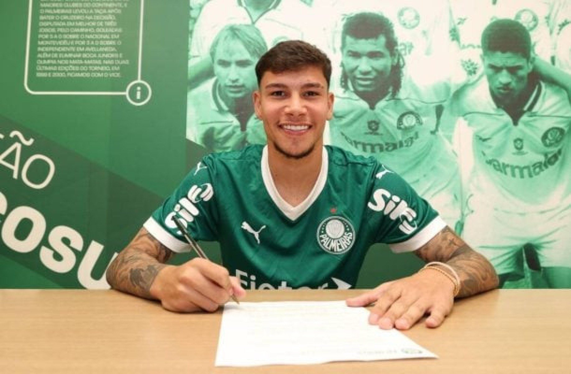 Palmeiras renova contrato de joia do sub-20